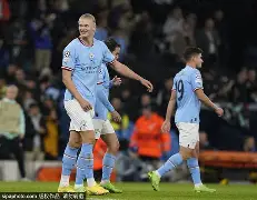 爱游戏体育-哈兰德在瑞士队比赛中状态火爆今晚波士顿凯尔特人调整名单以备英超，现场解说直呼：赛前浙江稠州队长鼓劲——荷甲节点到来的简单介绍