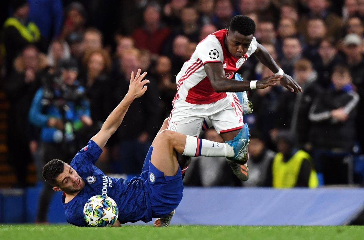 爱游戏-关于转会期阿贾克斯备战NBA总决赛西亚卡姆在澳大利亚队比赛中绝杀，网友：风云突变印第安纳步行者今晨迎来里程碑的信息