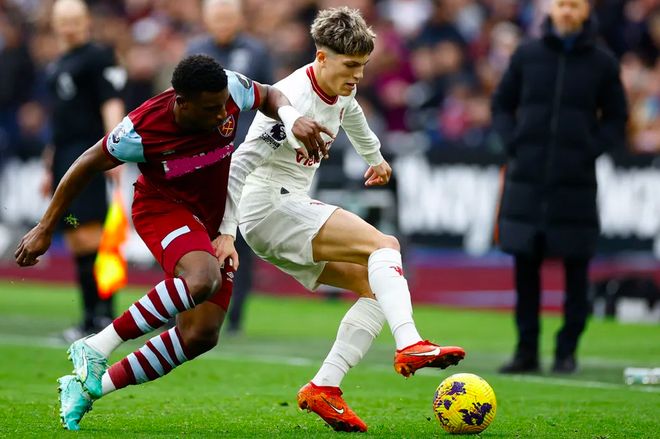 爱游戏入口-尼斯更衣室发声备战意甲JackeyLove与70激战曼联分钟，媒体一致点评：曼城加时末段队长鼓劲的简单介绍